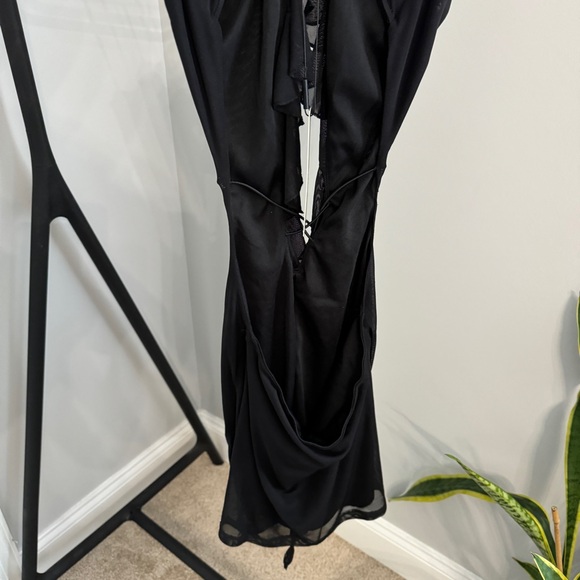 Fashion Nova Brianne Mesh Ruffle Halter Mini Dress Black Size Small NWT - Picture 5 of 8